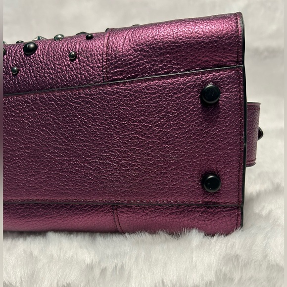 HP๐๐๐NWOT Coach Mercer Satchel 24 Metallic Stud Purse Star Rivets - Picture 7 of 16